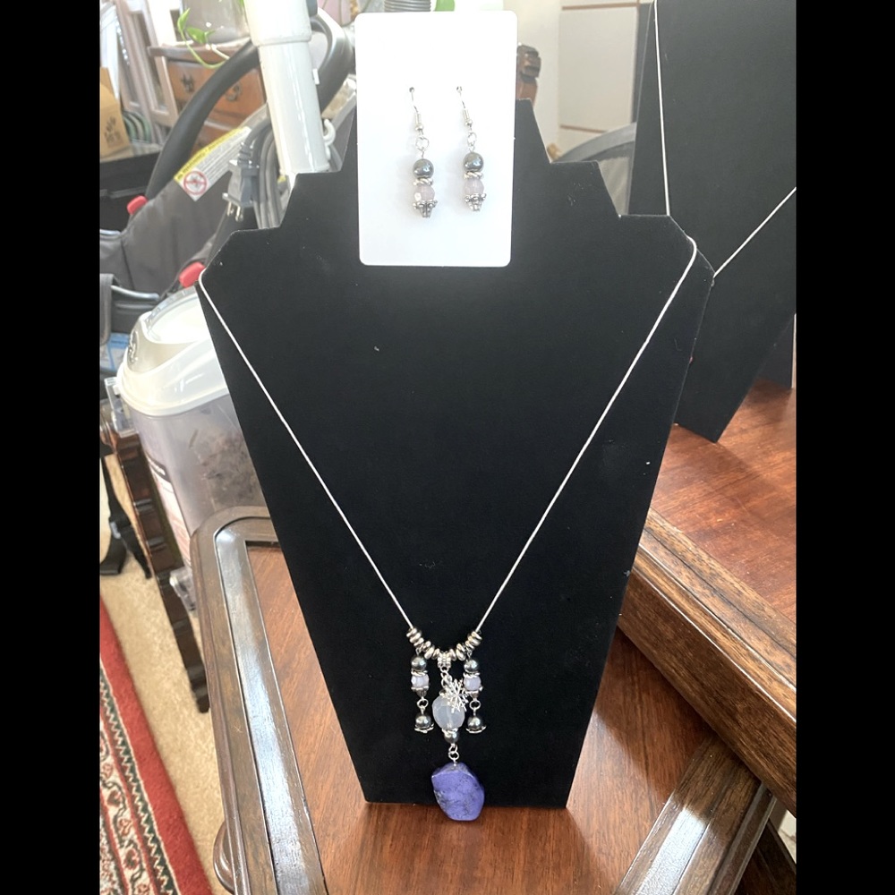 Handmade necklace and earrings set
